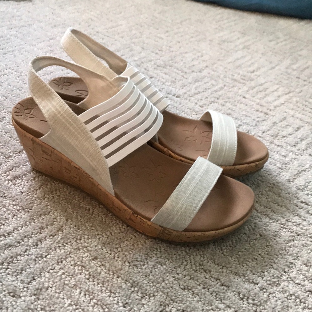 Wedge sandals
